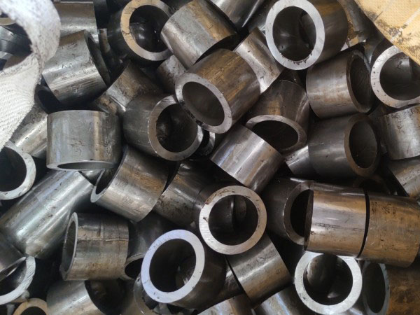 朝天无缝钢管切割